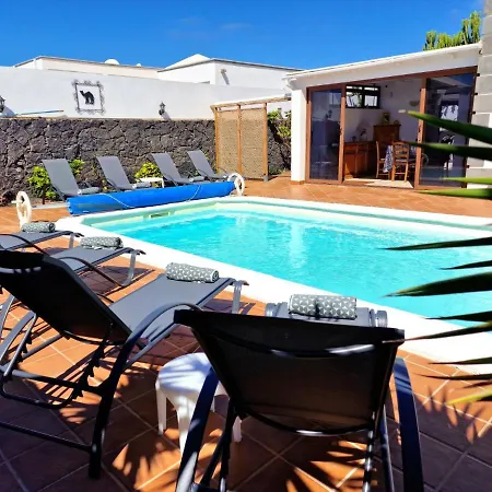 Casa Lagarto Heated Pool Aircon ヴィラ