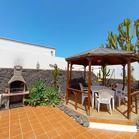 Casa Lagarto Heated Pool Aircon * Playa Blanca