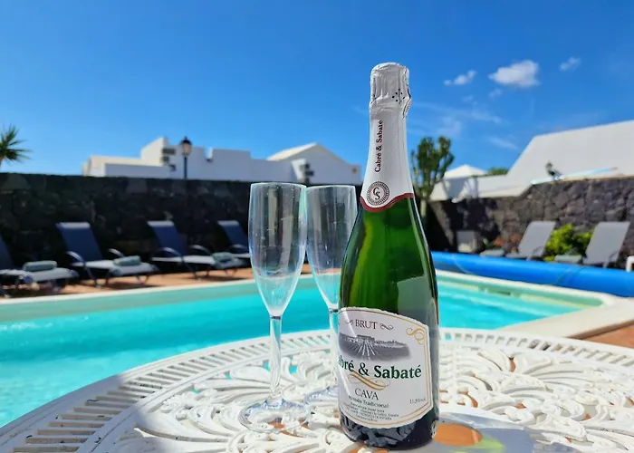 Casa Lagarto Heated Pool Aircon * פלאיה בלנקה